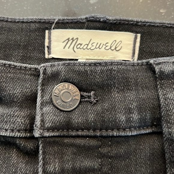 Madewell Mid-Rise Tall Kick Out Jeans SZ 31T - Picture 3 of 9